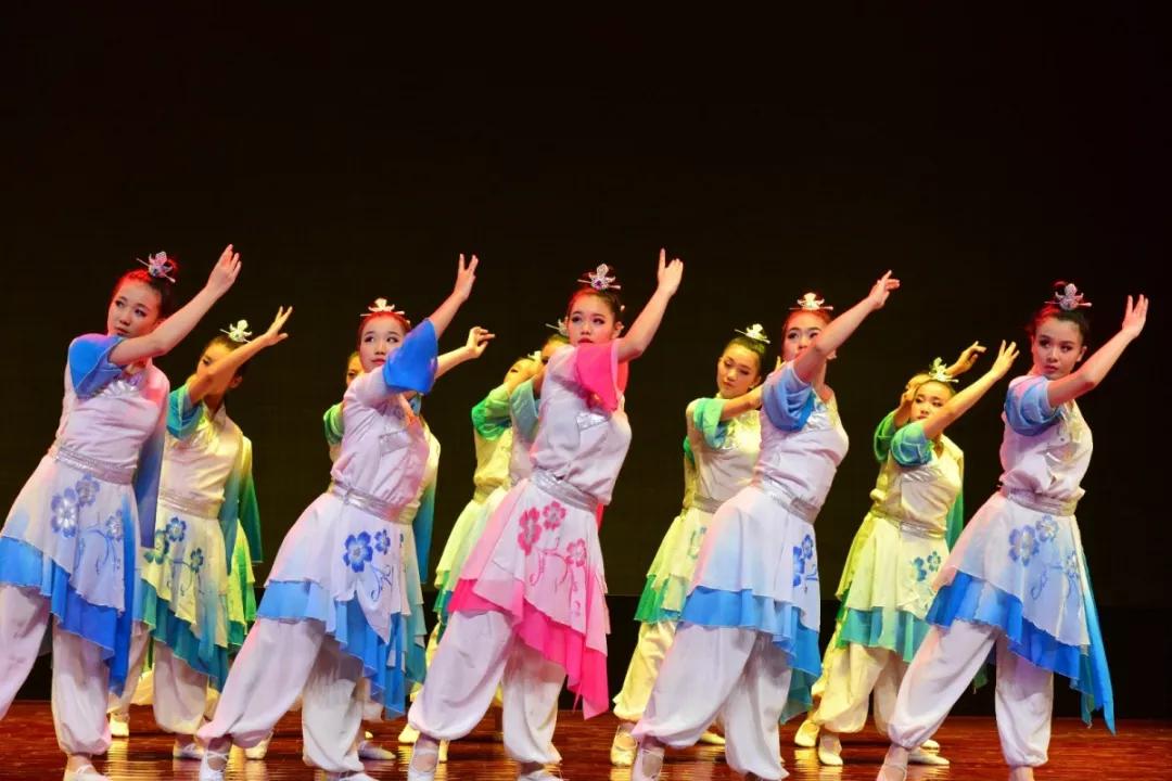 铁路高中选择学生标准,选铁路要选对学校