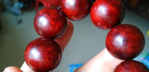 印度小叶紫檀手串,印度小叶檀手串介绍