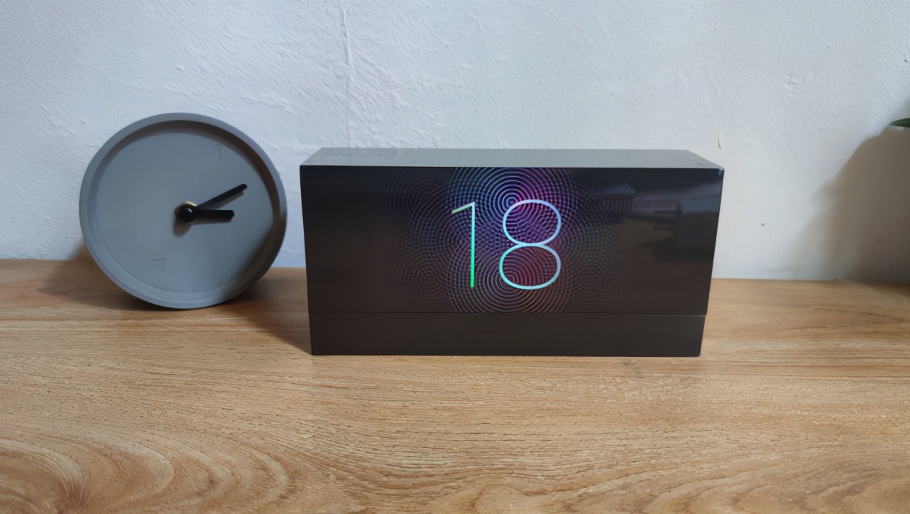 魅族18手机膜优缺点,魅族18用了一个月真实感受