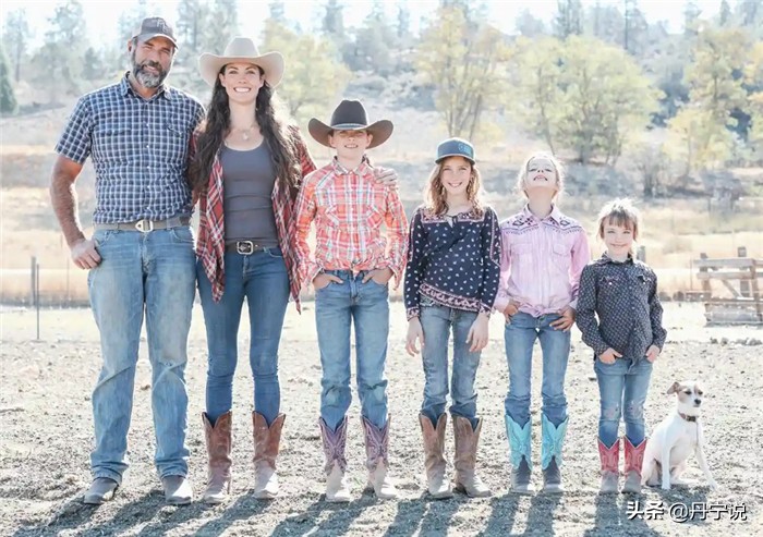 当美国爆发冠状病毒，加州农场主玛丽的繁忙工作和牛仔穿搭