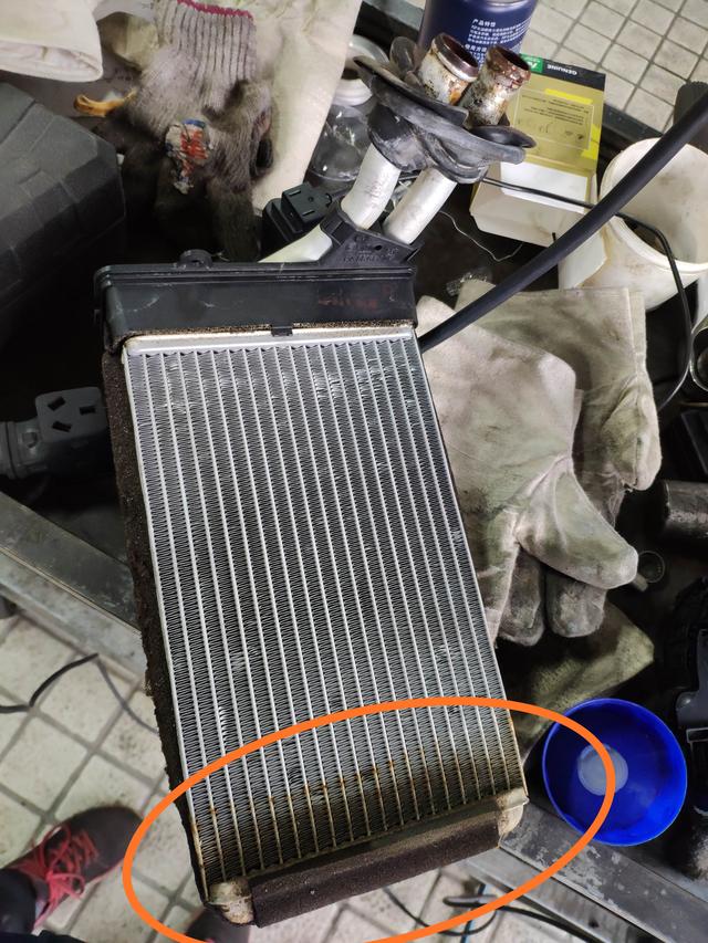 汽车有暖风是不是证明水箱没问题,怎么检查汽车暖风水箱是否损坏