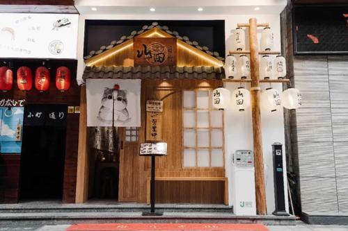 爆汁牛扒、五星日料、韩国米糕...哭了，怎么没早点发现