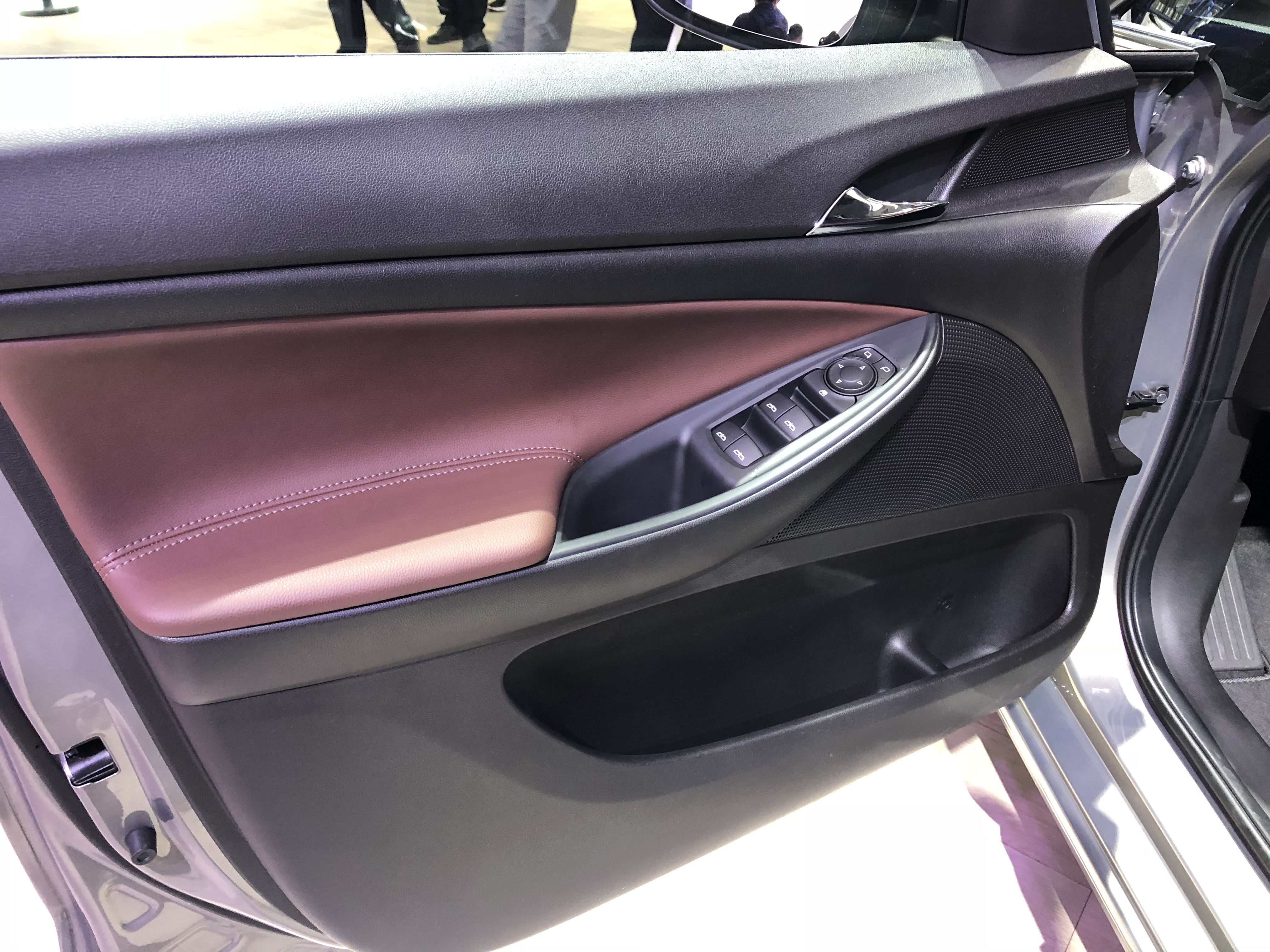 别克gl6高德导航,带你了解新款别克gl6缺点