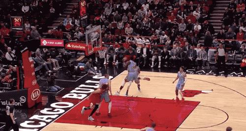 妙笔生花传球,特雷杨的运球