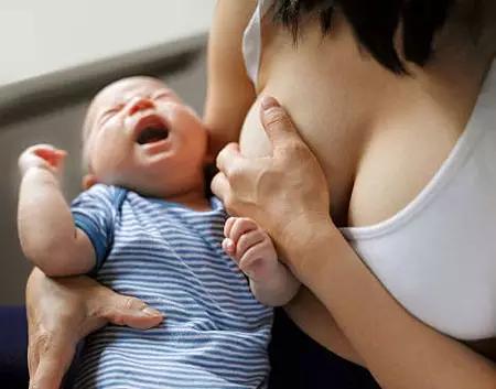 月子里母乳越来越少什么原因,宝宝半岁了母乳越来越少怎么回事