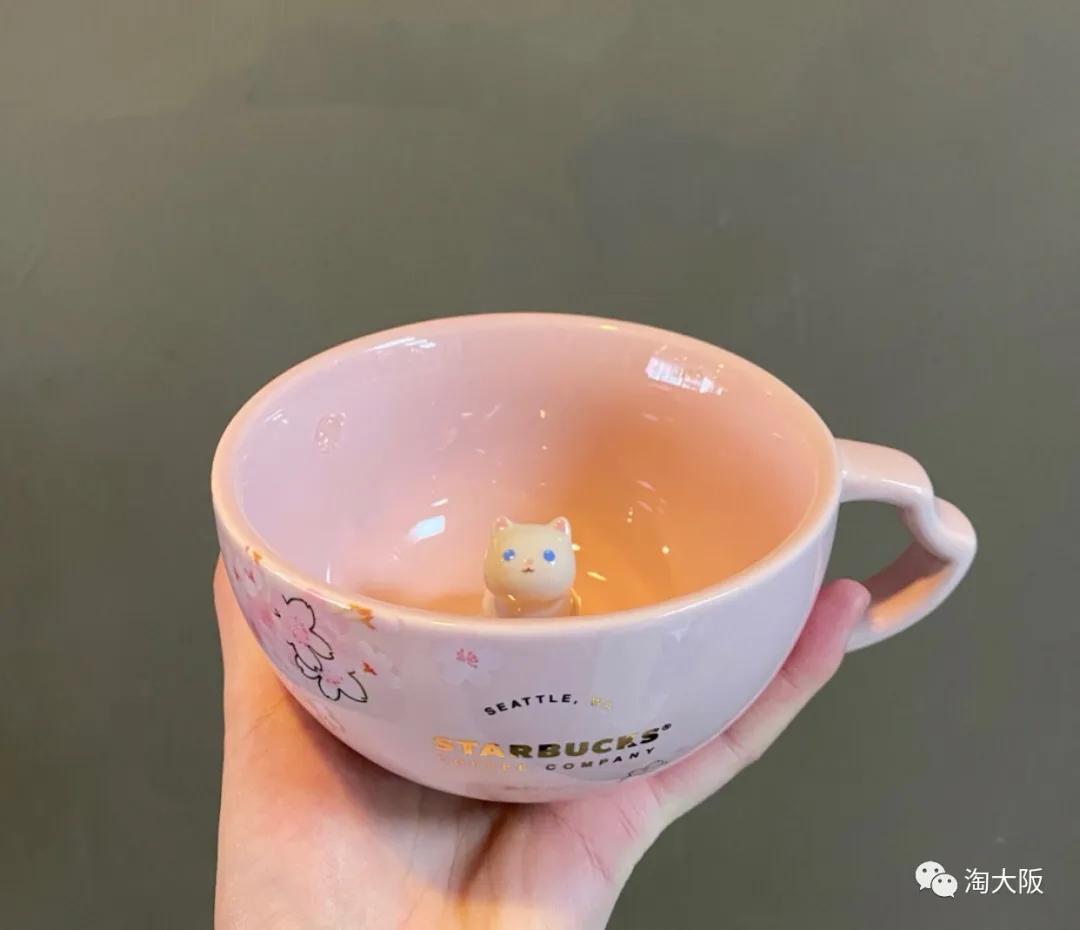 中日樱花限定大PK！猫咪杯、毛绒手袋，中国星爸爸又一次逆袭？