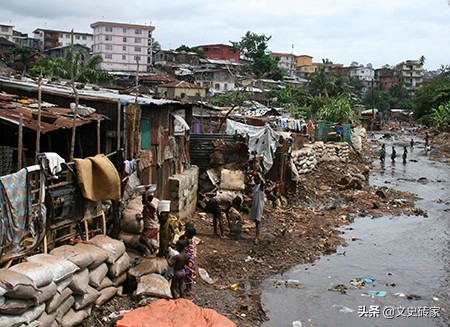非洲极失败国家，号称世界原料仓库却一贫如洗，3大原因令人感慨