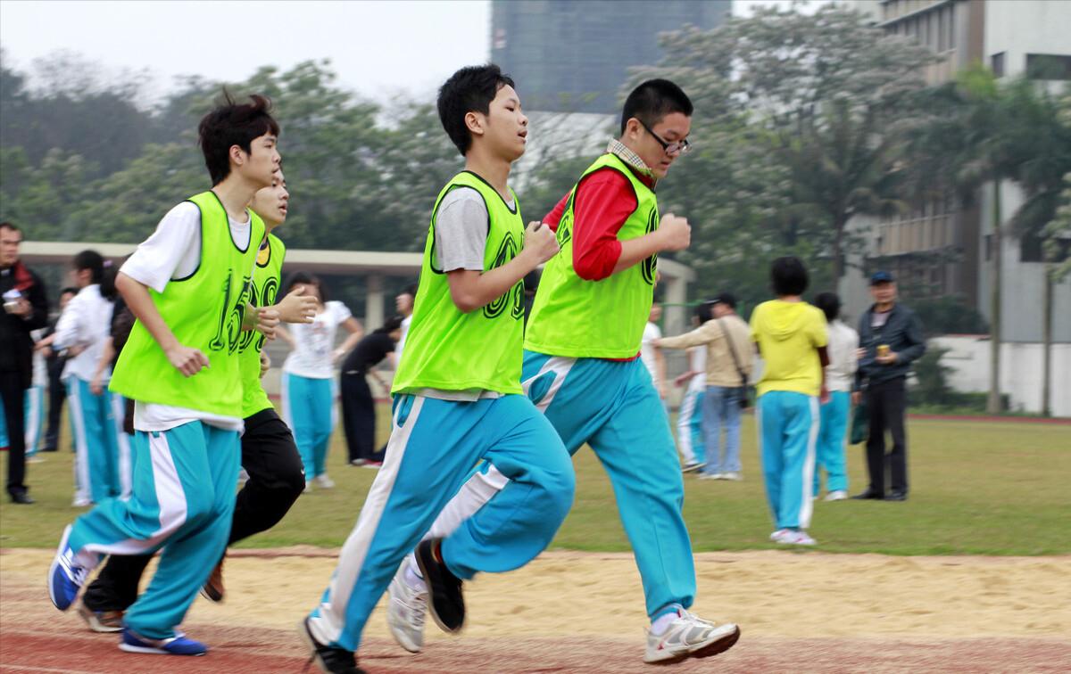 各国学生校服对比,各国校服大比拼男生版