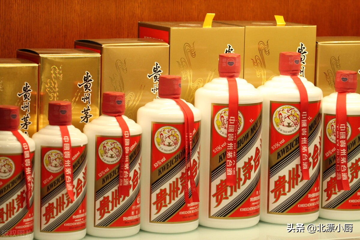 全国十大好喝的白酒排行榜,中国哪里的白酒最好喝排名前十