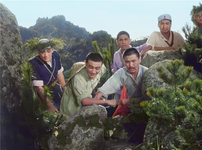 地雷战渡边假装妇女偷地雷被炸,地雷战渡边假装妇女偷地雷第几集