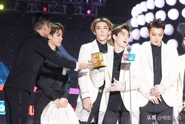 刘德华多喜欢贝克汉姆,当刘德华遇到费玉清