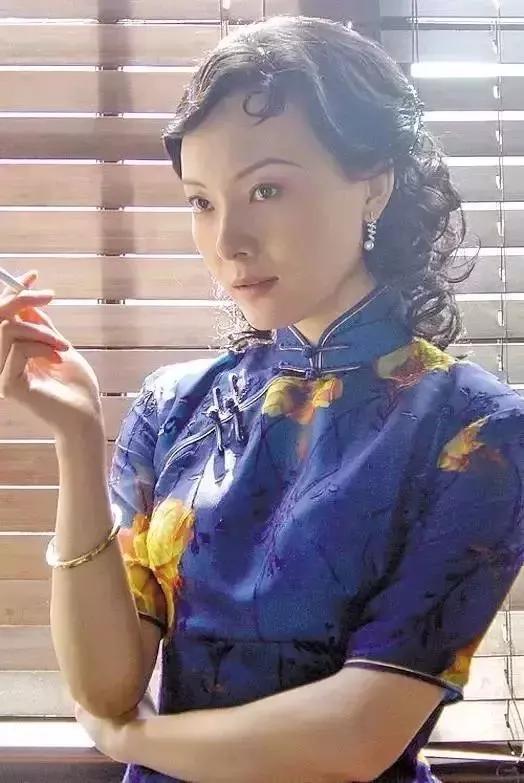 43岁的她身材超棒仍是少女模样,43岁的她究竟多有魅力