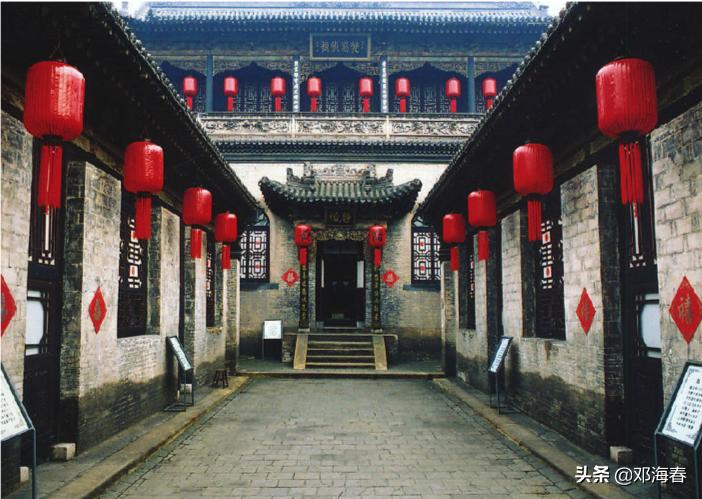 乔致庸在清朝的时候当过什么官,乔致庸也是晚清首富吗