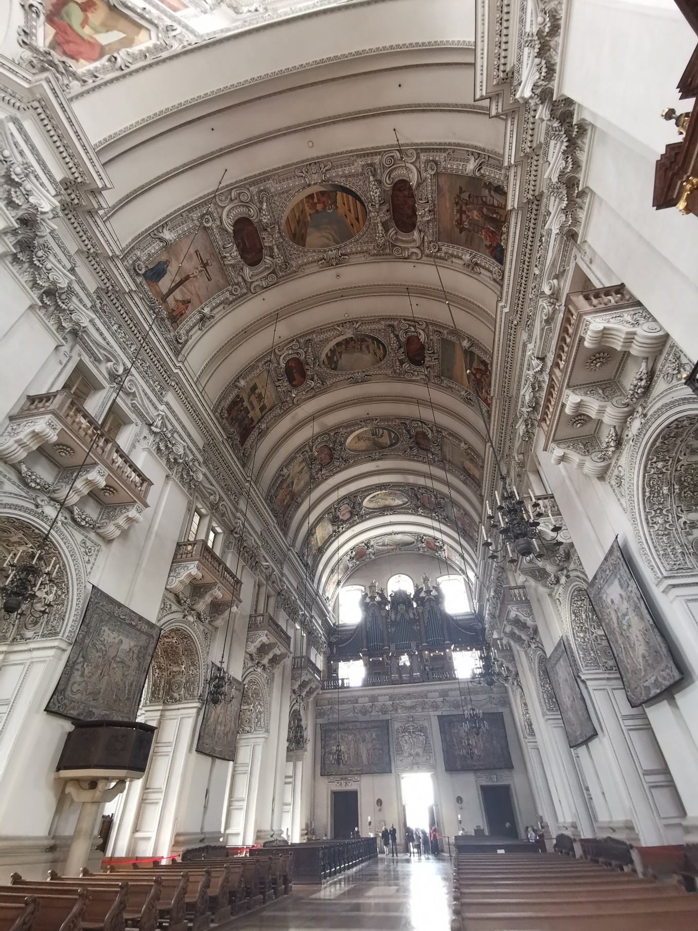 中欧五国自驾之旅跟随莫扎特的足迹品尝咖啡和巧克力