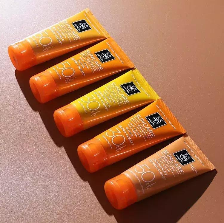 夏天不想晒黑这份防晒攻略请收好,防晒的小tips