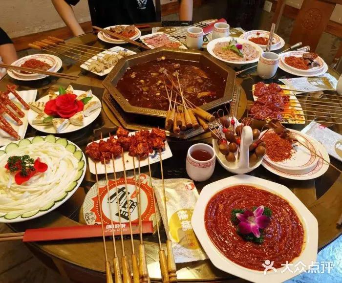 都江堰中山路串串火锅哪家好,都江堰最好吃的串串是哪家