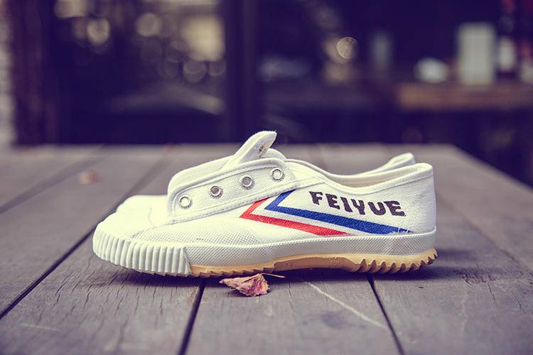 20款经典小白鞋夏日小白鞋推荐,学校小白鞋品牌推荐