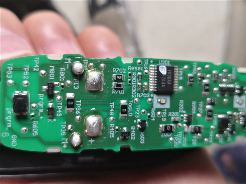 飞利浦剃须刀s5000系列怎么样拆卸,飞利浦电动剃须刀s5000型充不上电