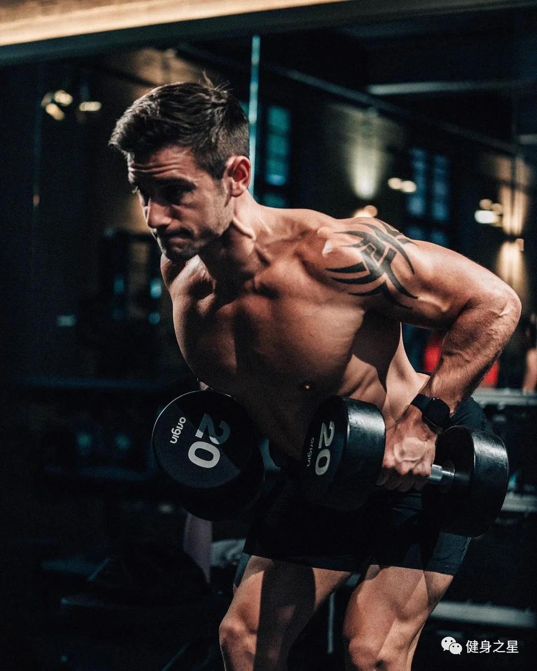 酷似海王的男模,酷似陈冠希的肌肉男