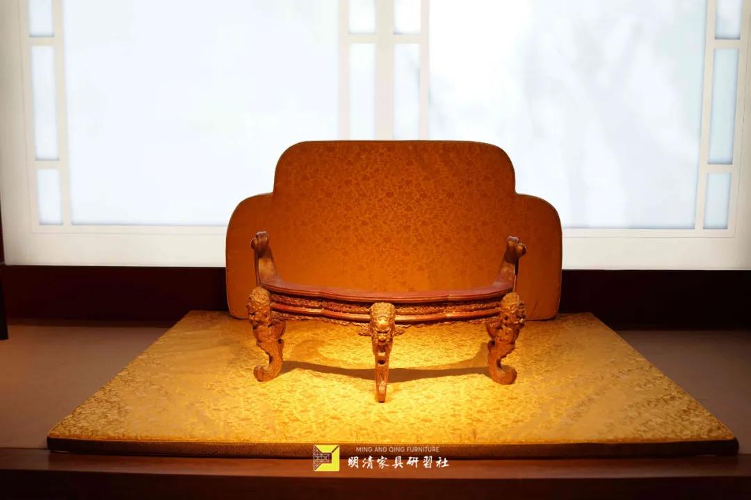 康熙皇帝的椅子,康熙帝用的毡毯