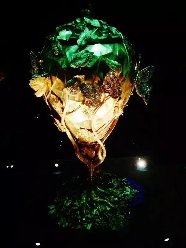 会动的珠宝:当珠宝超脱现实,你会看到怎样玄幻的世界?