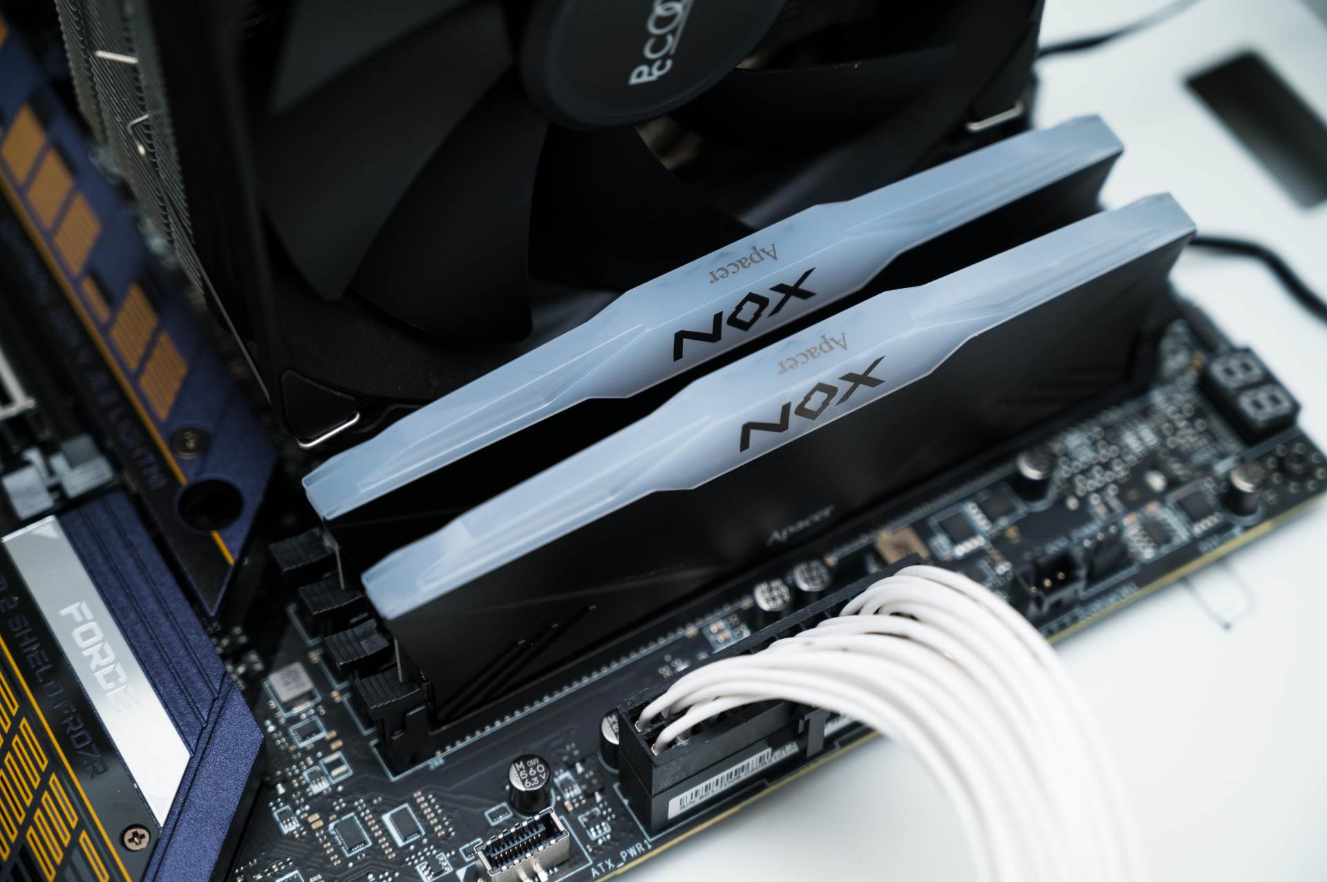 宇瞻nox暗黑超频,宇瞻nox内存条