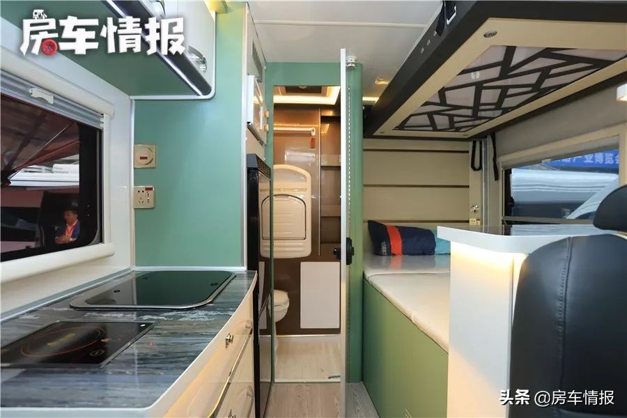 升降大床房车,可升降空间房车