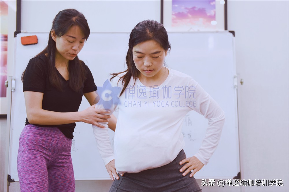 瑜伽教练课一般培训多久,瑜伽教练培训多长时间毕业