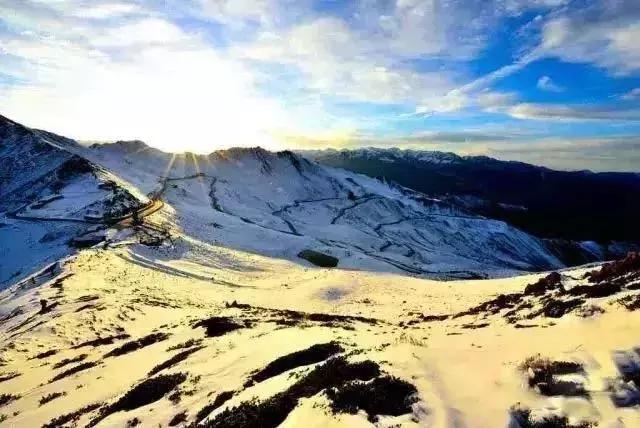 看阿坝县全景,阿坝环线海拔一览表