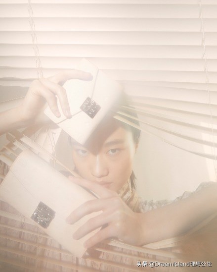 mcm中古包牛角包粉色,mcm秋冬值得入手的包