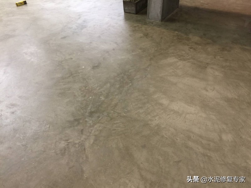 水泥地起砂是什么原因,家里水泥地起砂起灰怎么办