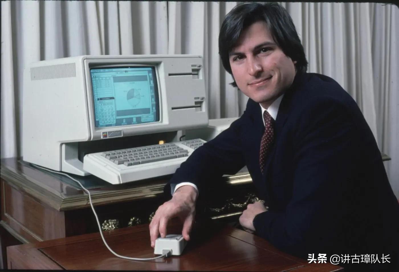 苹果创始人乔布斯简介,苹果创始人乔布斯身价多少