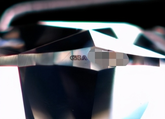 怕买到假珠宝最好就是不买,买的钻戒gia是前两年的正常吗