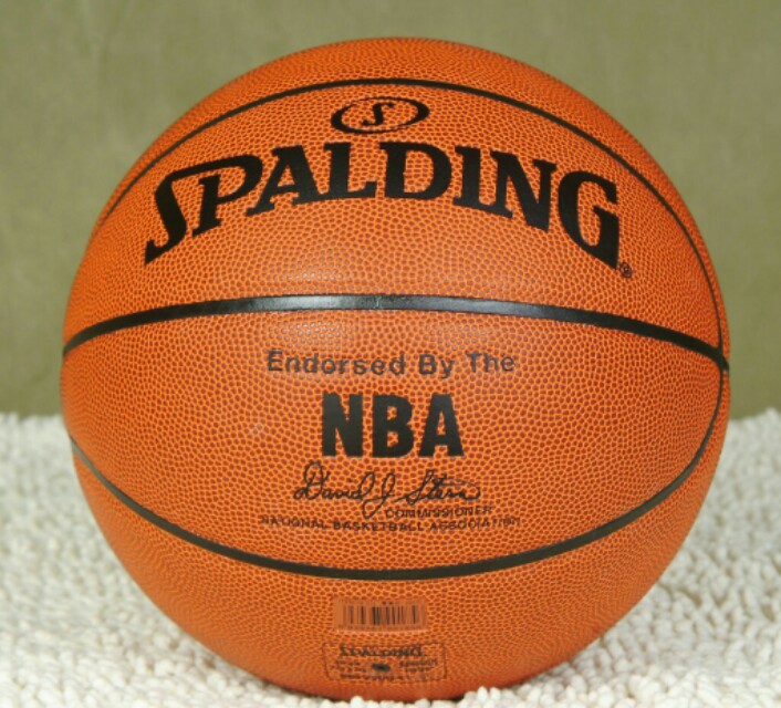 打篮球被嘲笑的人,打篮球被人嘲笑