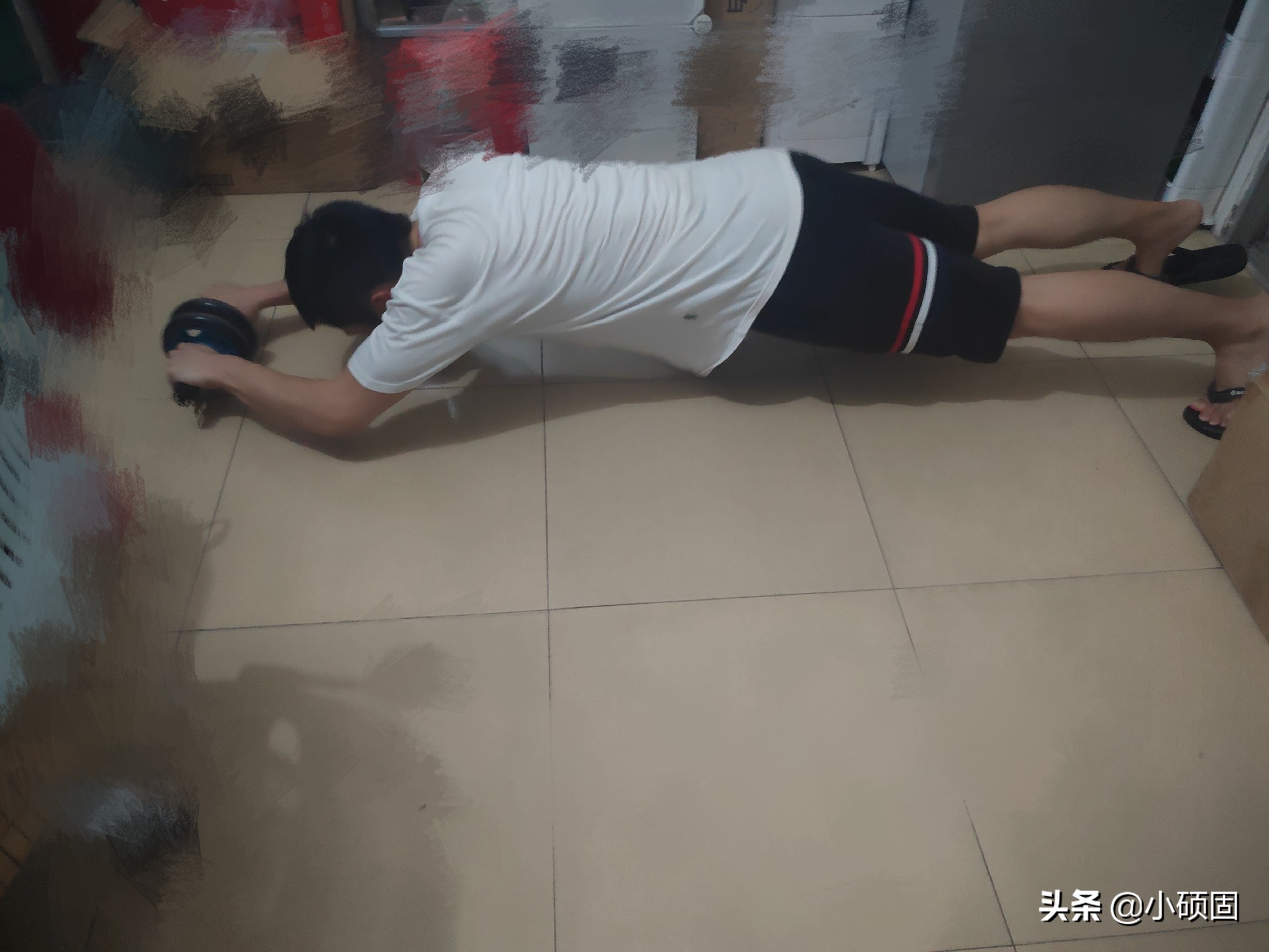 健身运动踢毽子的解说,健身踢足球