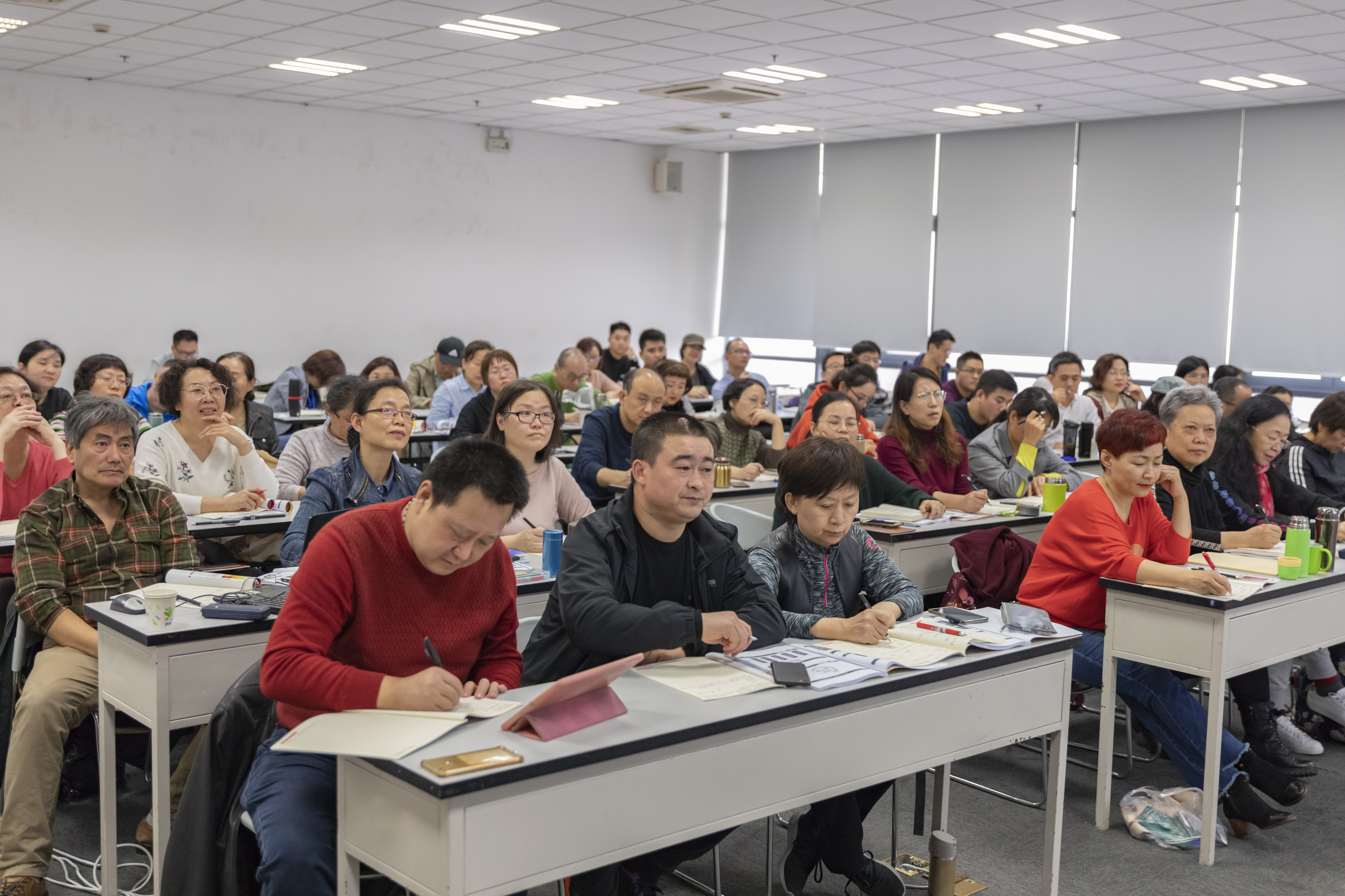 中国股市10大优质蓝筹股组合,小盘绩优蓝筹股有哪些