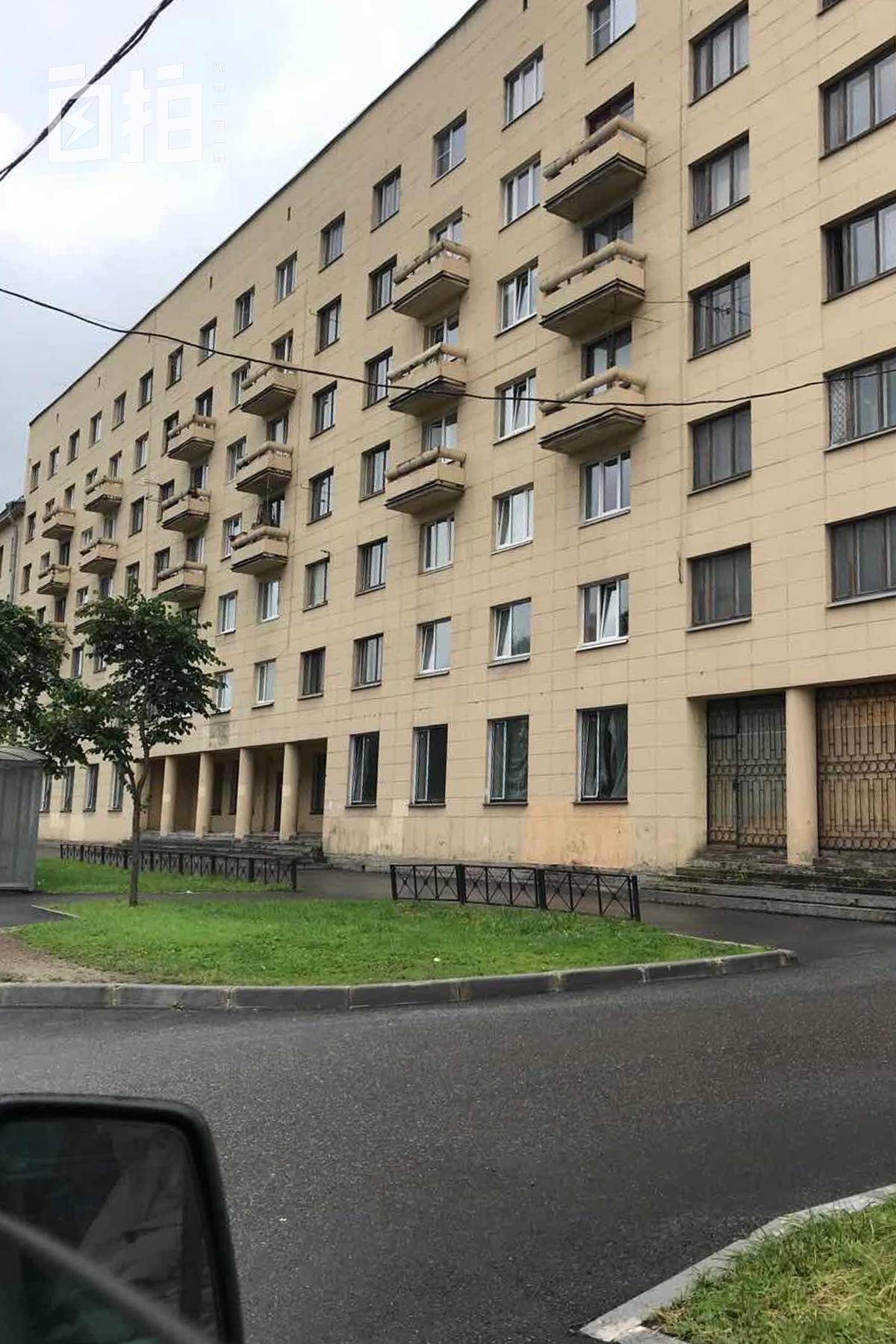 我在俄罗斯当倒爷：货瞬间卖光、被枪顶着脑袋、去*场赌**一晚上花掉2万美金