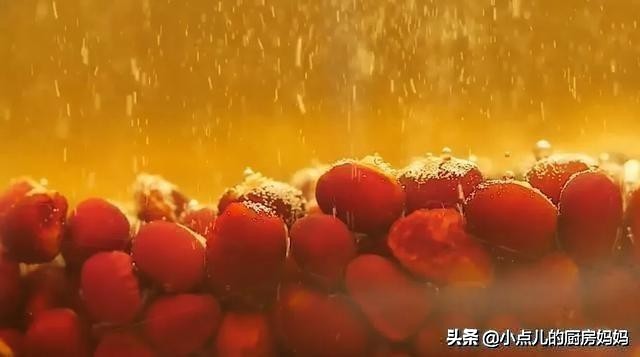 年夜饭上一定要蒸年年有余八宝饭,年夜饭之红糖糯米八宝饭