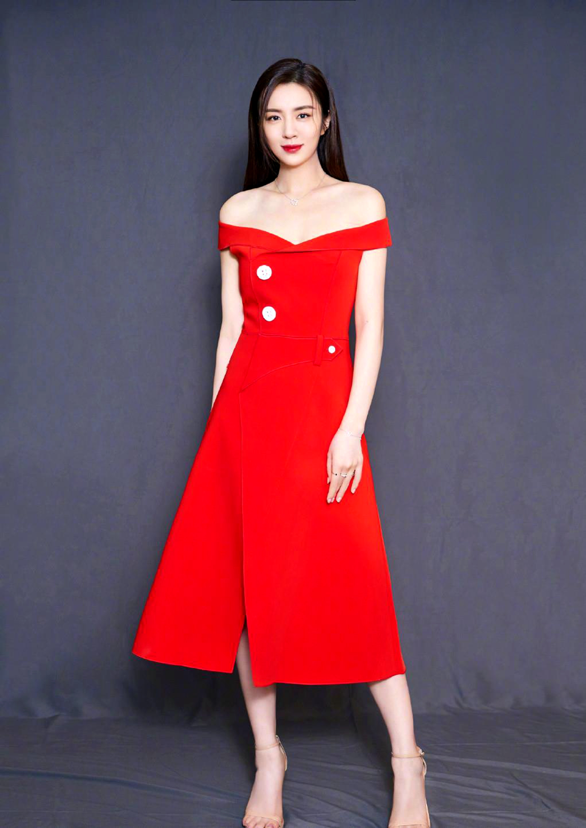 王晓晨气质绝美,王晓晨大气甜美知性率真