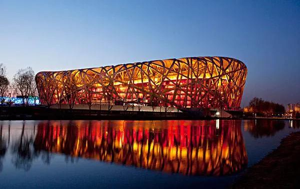 可爱的恒大足球场,恒大迷之审美球场