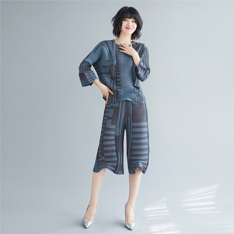 40+女性日常穿搭，这样穿衣服舒适又好看