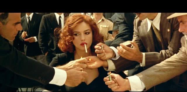 欧洲三大女神莫妮卡,欧洲第一美人莫妮卡写真