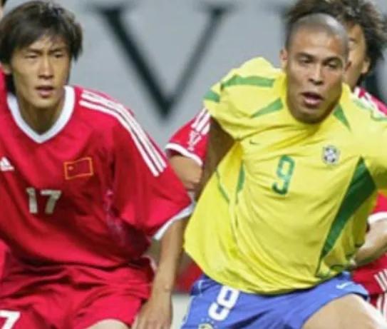 中国足球张恩华,中国足球运动员怀念张恩华