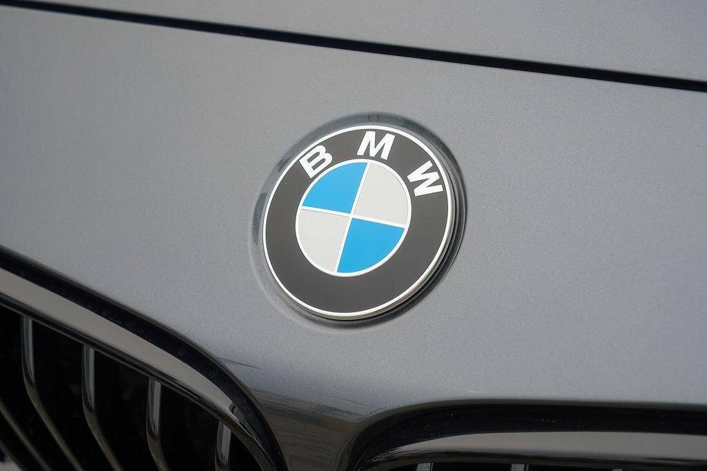 11万公里的宝马2系敞篷值得入手吗,敞篷车四座宝马2系优缺点