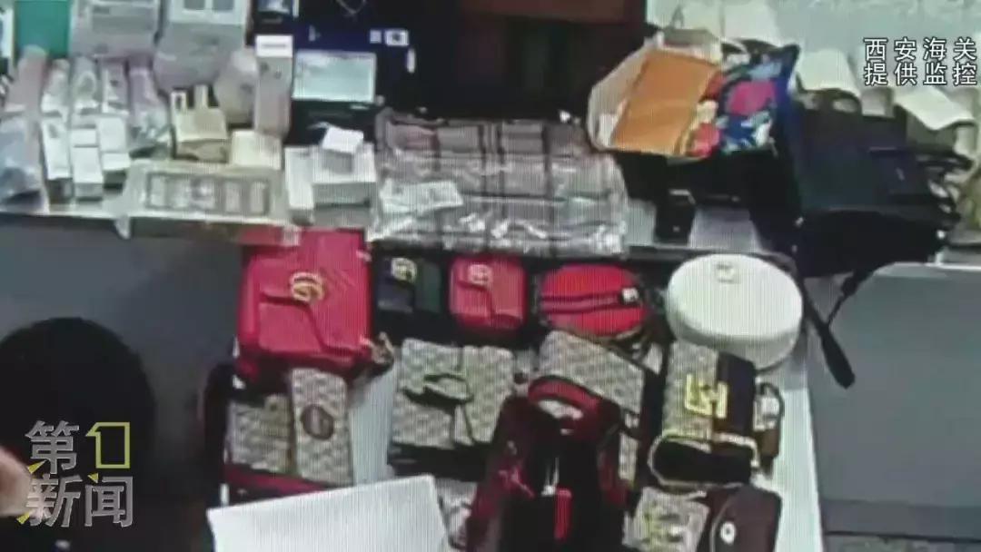 手脚共戴8块名表！留学生带35万奢侈品入境，涉嫌偷*税逃**款10余万