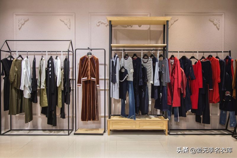 立马学会品牌折扣服装进货技巧 (服装品牌折扣从哪里进货)