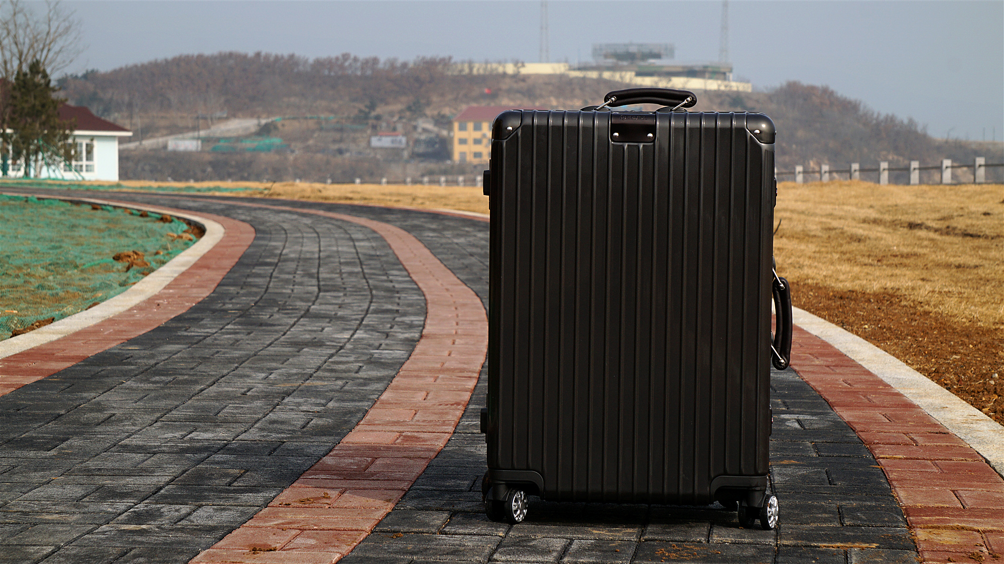 网易严选铝框旅行箱测评,网易严选铝镁合金拉杆箱