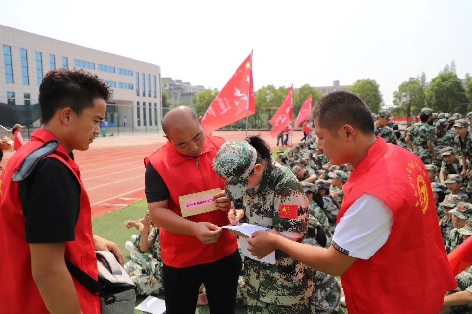 日行一善西部助学,日行一善爱心公益救助