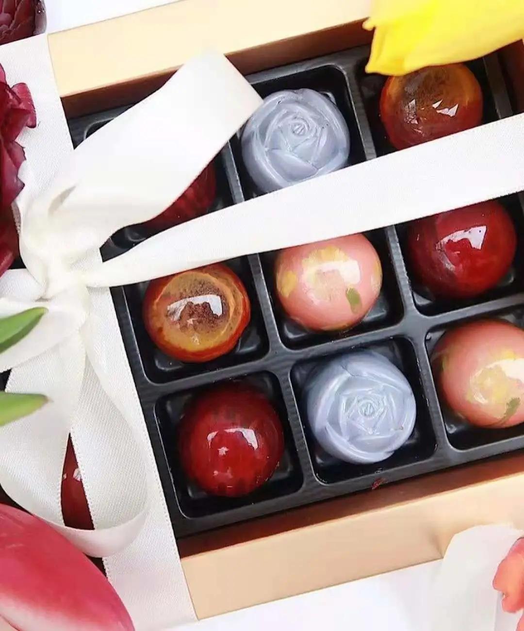 简单款式的母亲节蛋糕图片,六种不同口味母亲节蛋糕