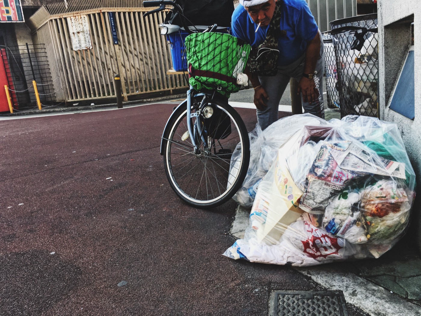 日本大阪霓虹灯区,探秘日本贫民窟